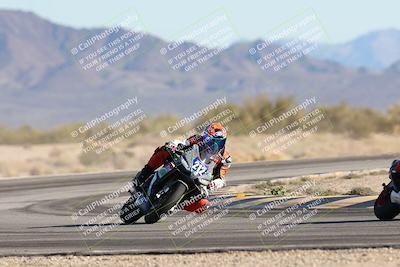 media/Dec-06-2025-CVMA (Sat) [[4a896cc04c]]/Race 8- Formula 40 MW and LW/